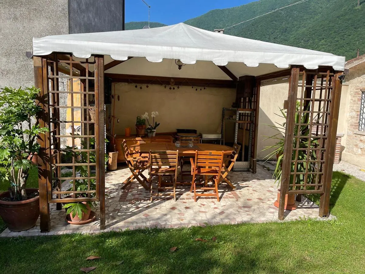 SolagnaMida & Lino' S House Casa Rustica别墅 度假居